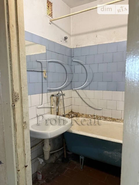 Sale of 3-room apartment 61.2 sq. m. on Obolonska Street 25 • ID 346