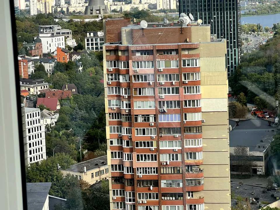 Квартира. Київ, Старонаводницька вул.