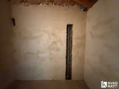 Здана та готова до ремонтку 1-кім квартира біля парку шевчен