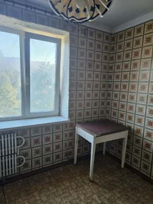 Срочно недорого продам 2-к.квартиру, кирпичный дом, ул.Брита