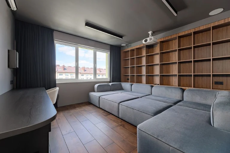 Продаж 3кім.квартири заг.пл.115 кв.м вул.Героїв Крут