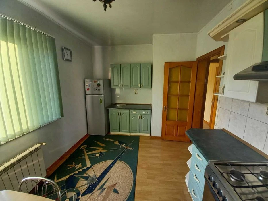 Продається будинок на вул. О. Криворучка( вул. О. Кошового)