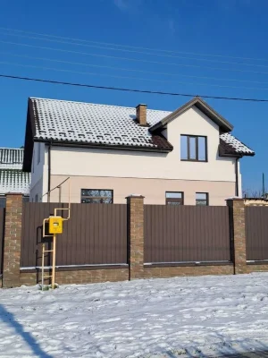 новый дом 140м2 в тихом месте начало Косовщины .центр 3км .о