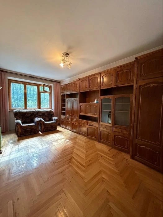Продаж 3х кімнатної ЧЕШКИ, ЩЕРБАНЮКА - ДОСТАЄВСЬКОГО, 1ий ВИ