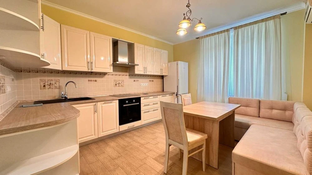 ЖК Васильківський 75 м² | 2 окремі кімнати | 2 хв до метро В