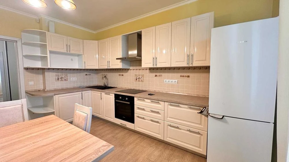ЖК Васильківський 75 м² | 2 окремі кімнати | 2 хв до метро В