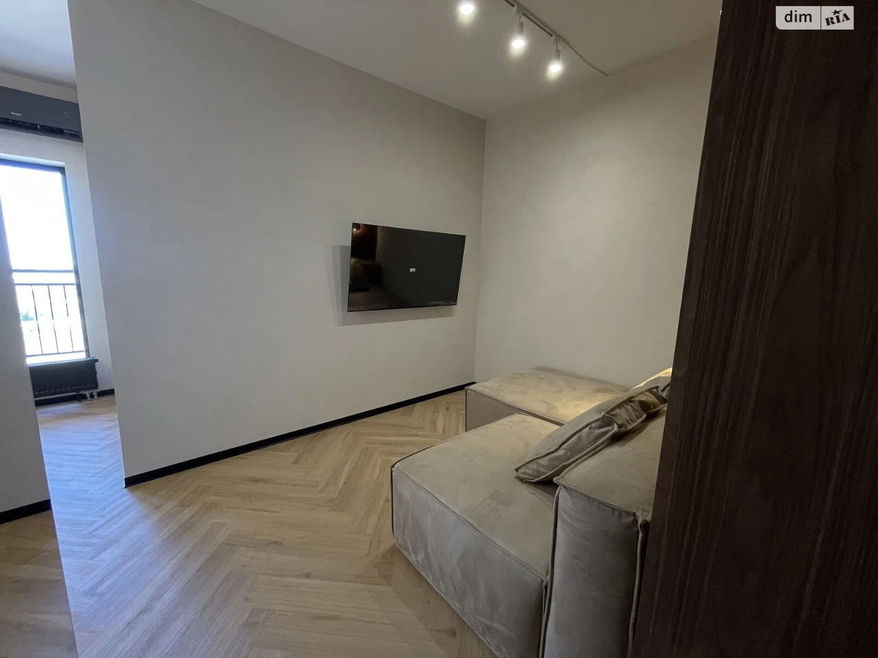 Long-Term Rental Apartment Near Mlyn