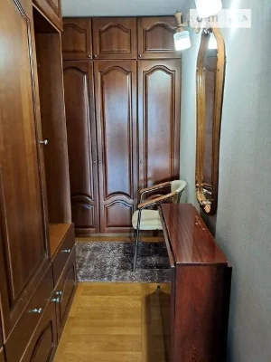 Продаж 2-к. квартири, вул. Флоренції, метро Лівобережна