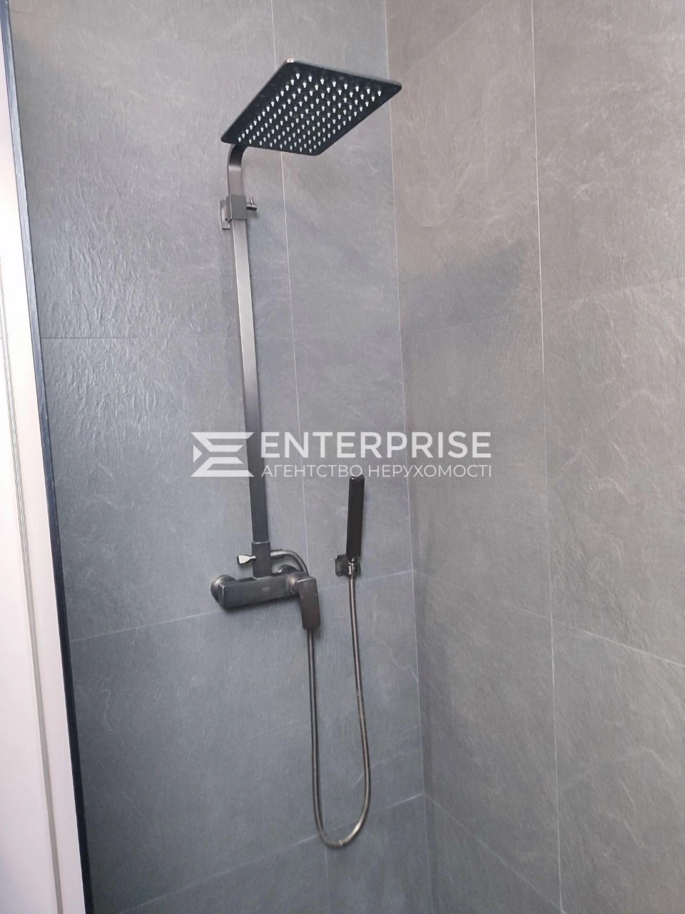 Продаж 3-кімнатна з ремонтом 118 м² у ЖК TURGENEV, Центр Киє