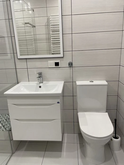 Продаж 1 кімнатна новобудова біля озера