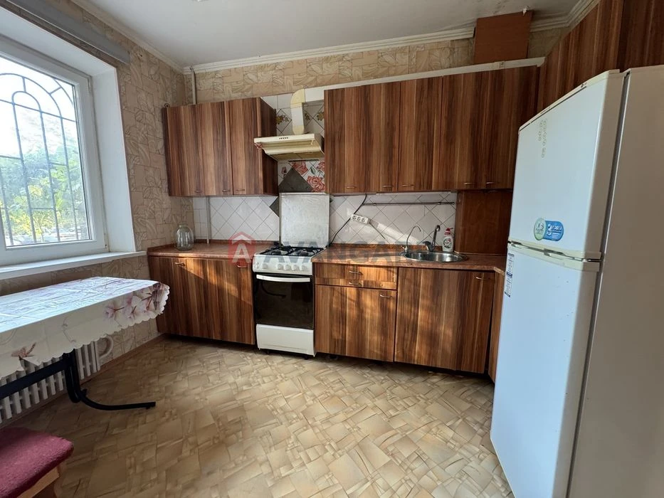 Продаж 3 кімнатної квартири в самому центрі Бородинського ра