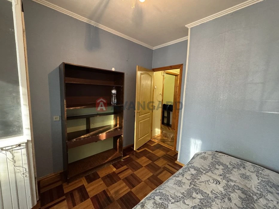 Продаж 3 кімнатної квартири в самому центрі Бородинського ра