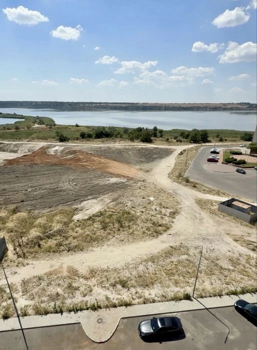 Продаж просторої 1к квартири 47 м² з панорамним видом на річ