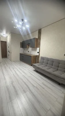 Продам 1-кімнатну квартиру з ремонтом в ЖК Золоті Стовпи!