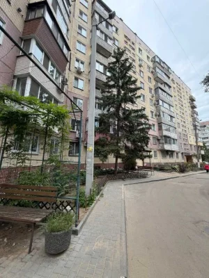 Продаж 4к квартири Лівобережний -2 Богомаза вул. 188 Г