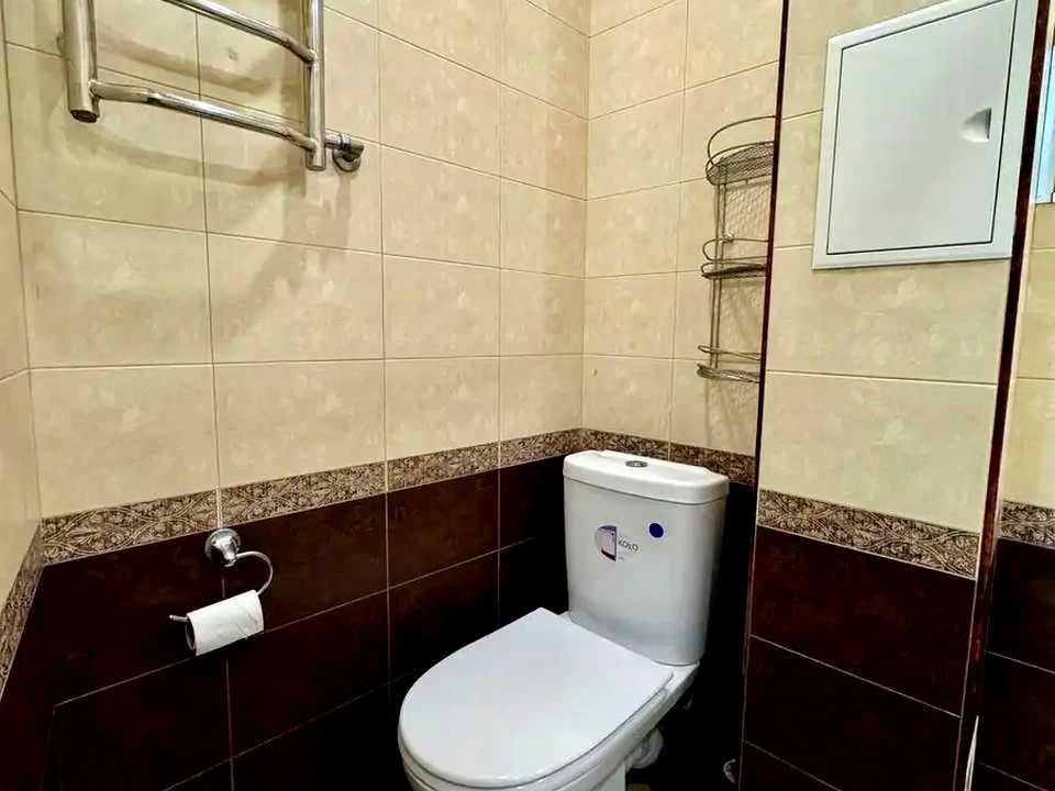 Квартира. Київ, Воскресенський просп. (Перова)