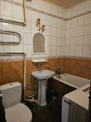 Three-room apartment for sale, Traktoro-Stroiteley, 158, Saltovsk metro station