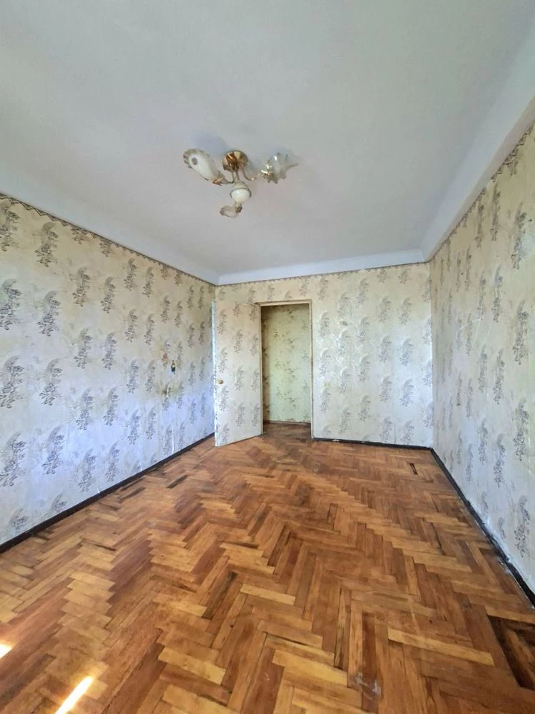 Продаж 2-кімн кв по вул В.Сергієнка за 11900$