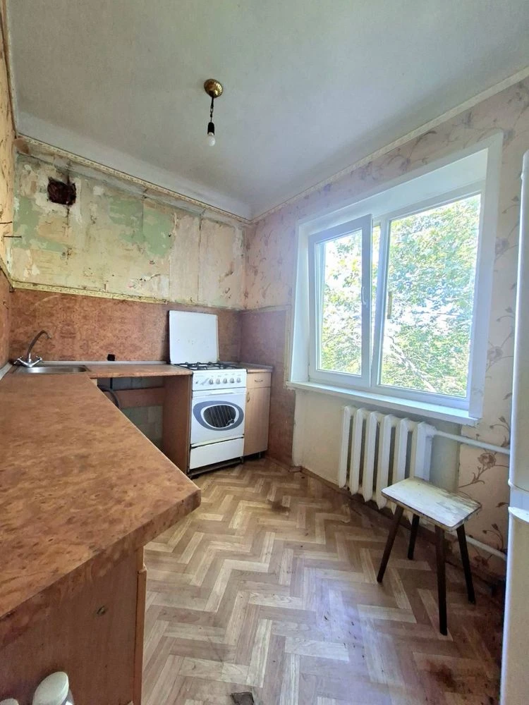 Продаж 2-кімн кв по вул В.Сергієнка за 11900$