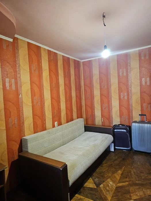 Three-room apartment for sale, Traktoro-Stroiteley, 158, Saltovsk metro station