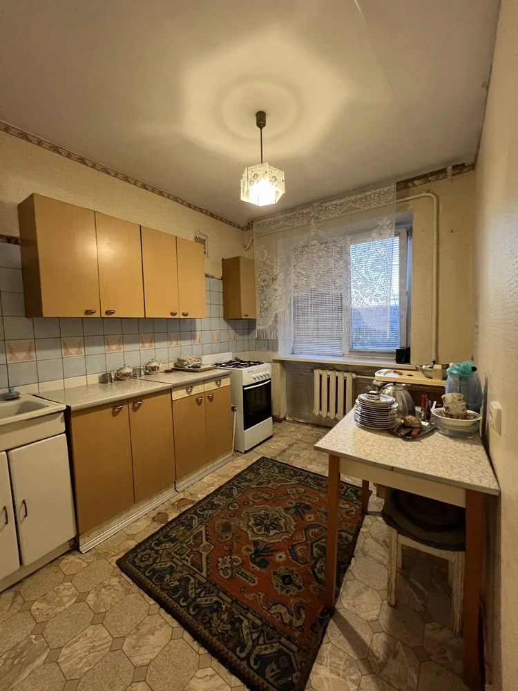 Продаеться  1 ком квартира