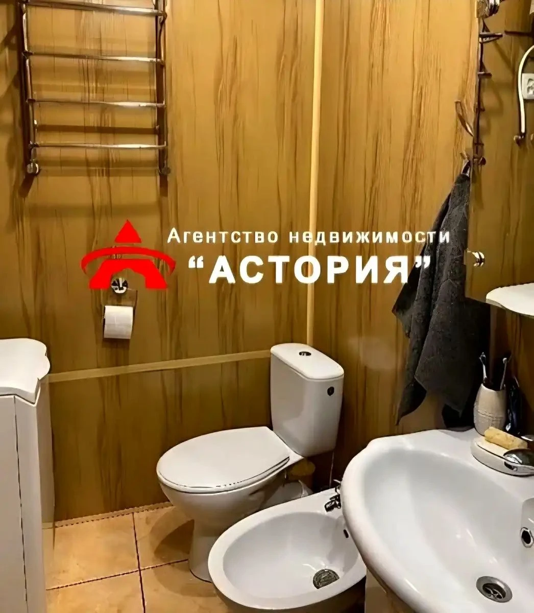 Продаж 2-кімнатної квартири по вул. Незалежної України