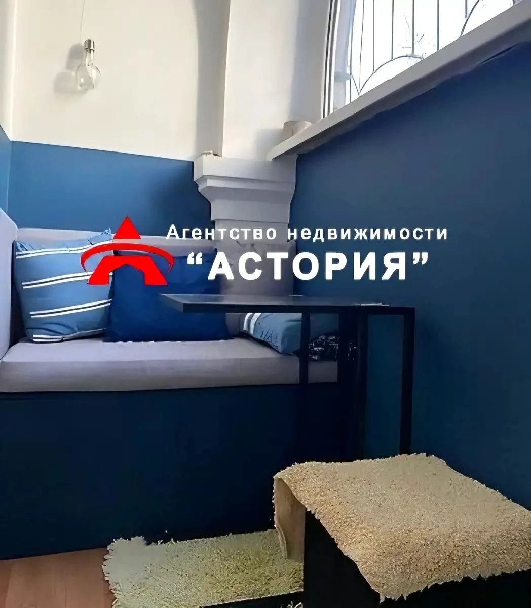 Продаж 2-кімнатної квартири по вул. Незалежної України