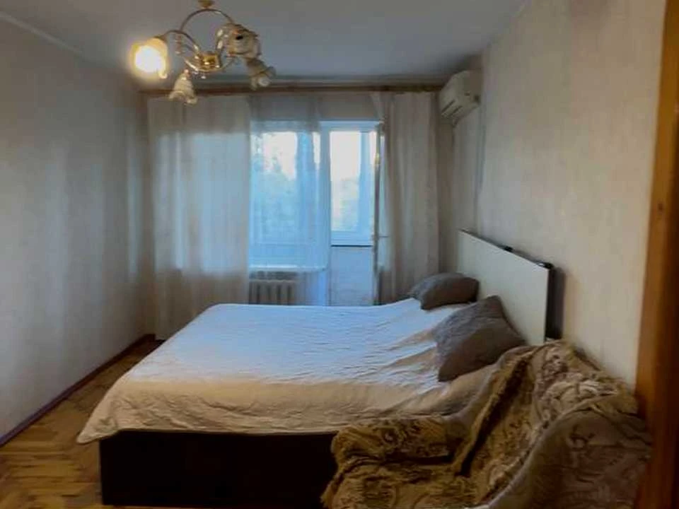 Квартира. Запоріжжя, Запорізька вул.