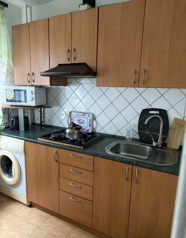 Продается 2 ком квартира по ул. Запорожской, Александровский