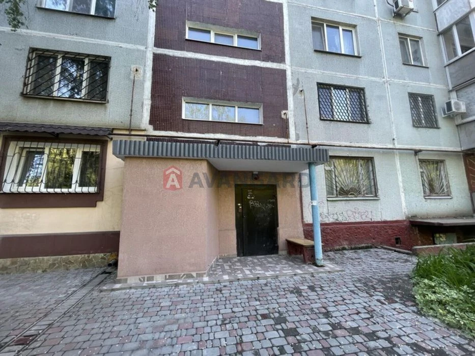 Продається 3х кім.кв. на Малому ринку