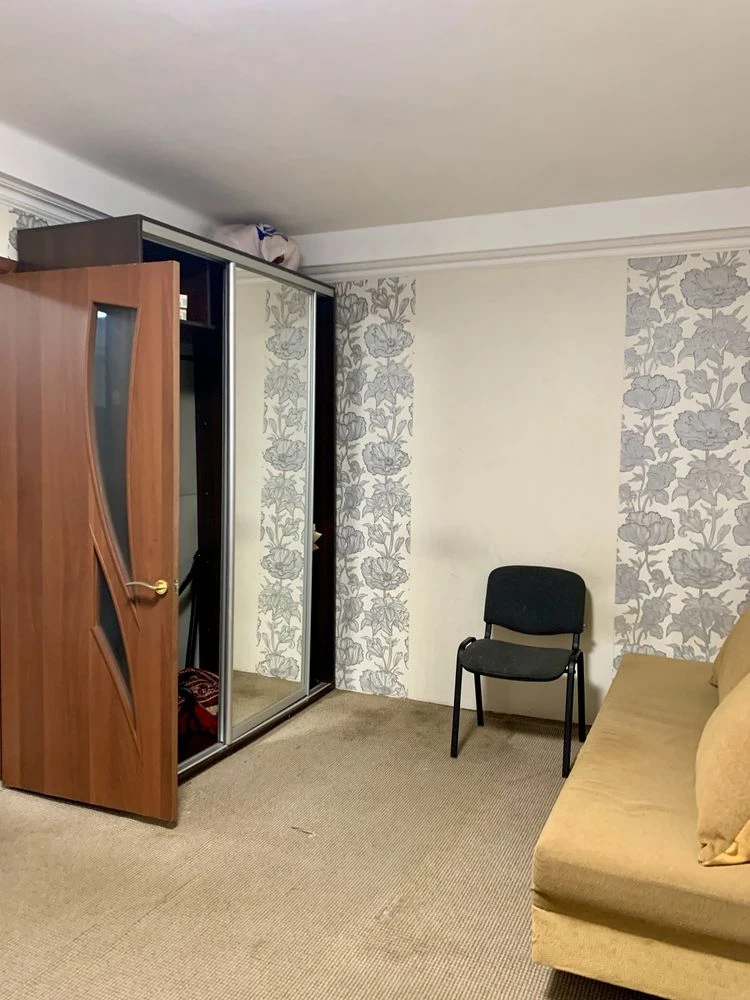 Продам 1 ком квартиру Александровский , Малый рынок Центр