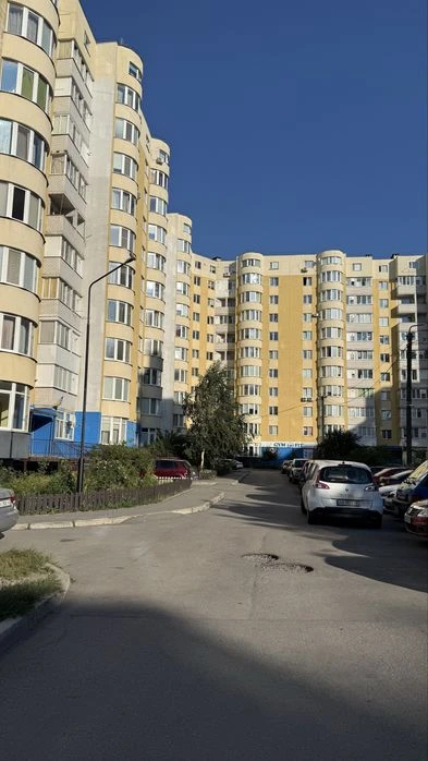 Продаж квартири в Тяжилові