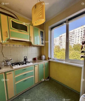 3 rooms, 65 sq. m., Saltovka, 605 m., Academician Pavlova metro station, Solnechnaya
