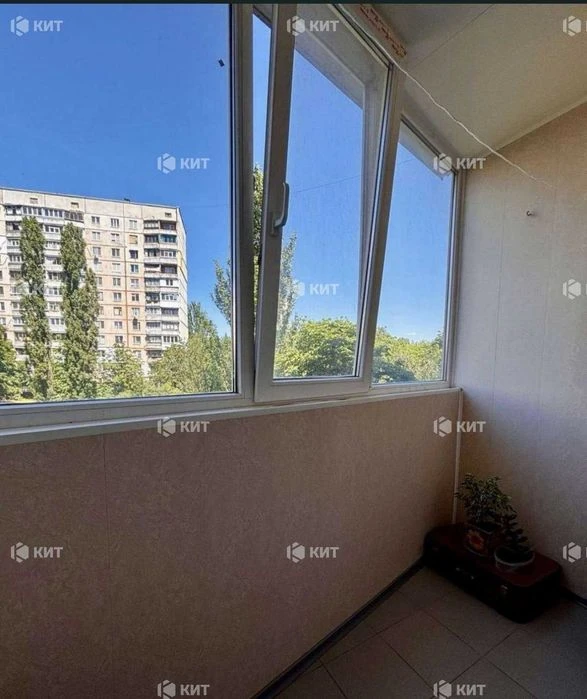 3 rooms, 65 sq. m., Saltovka, 605 m., Academician Pavlova metro station, Solnechnaya