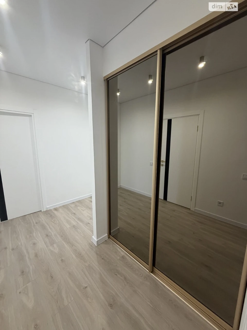Продаж Квартира Академічний