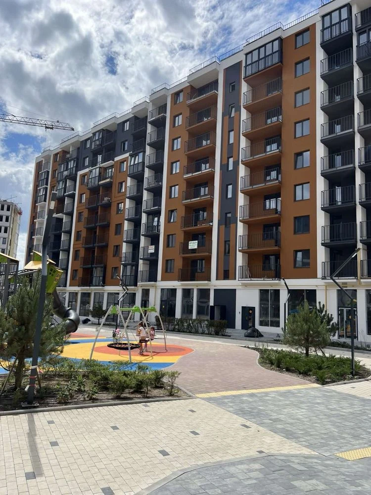 Продаж 1 км кв в ЖК Кельце