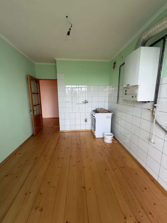 Продаю 1 кімнатну квартиру в гарному районі міста