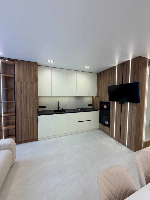 Продаж 1-кімнатної квартири в ЖК "Central Park"