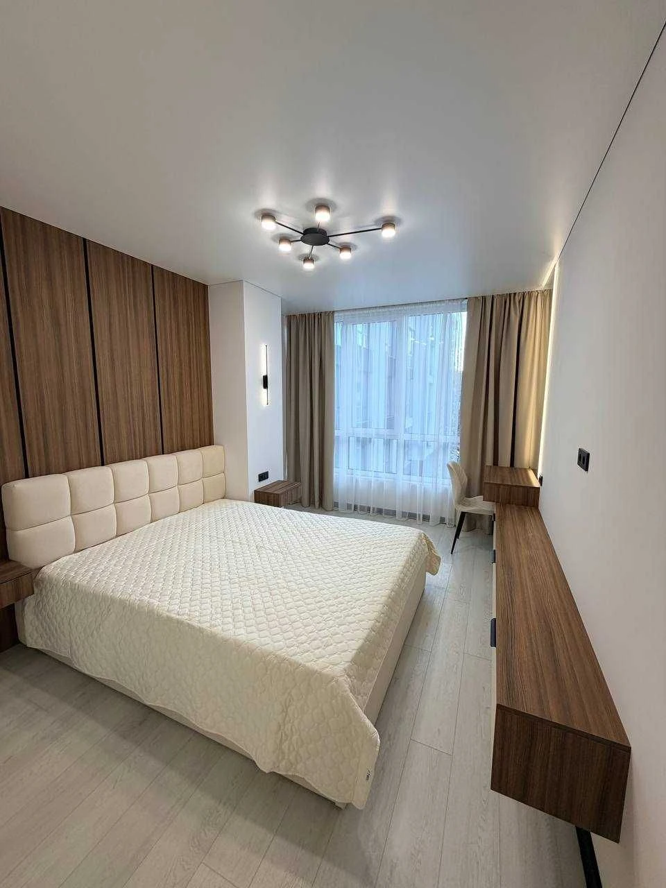 Продаж 1-кімнатної квартири в ЖК "Central Park"