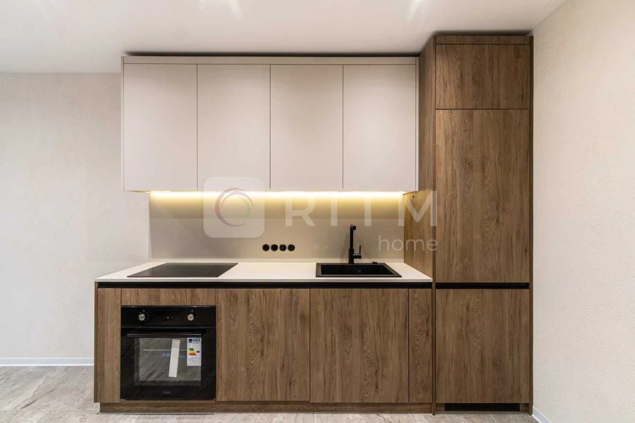 Продаж 1-к. квартири з дизайнерським ремонтом у ЖК Manhattan