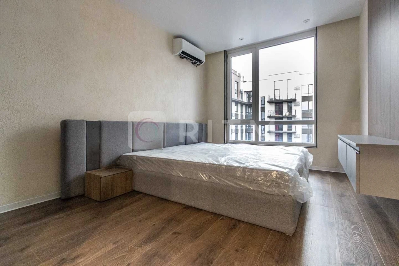 Продаж 1-к. квартири з дизайнерським ремонтом у ЖК Manhattan