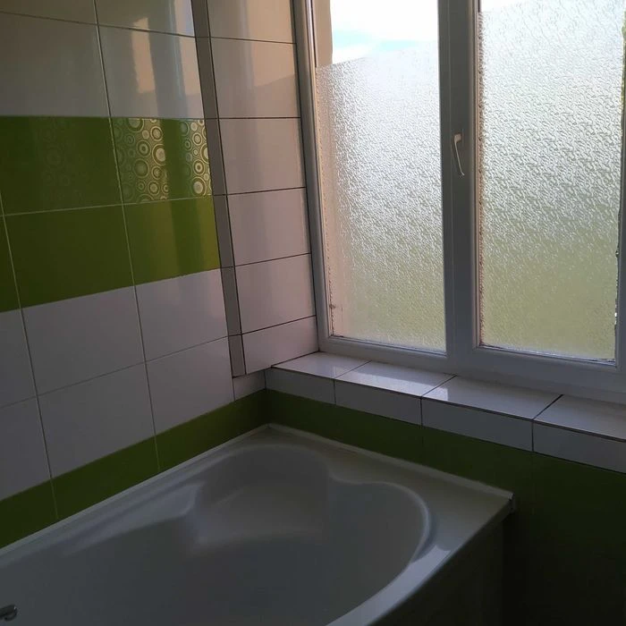 Продам 4-х кімнатну квартиру в центрі з індивідуальним опале