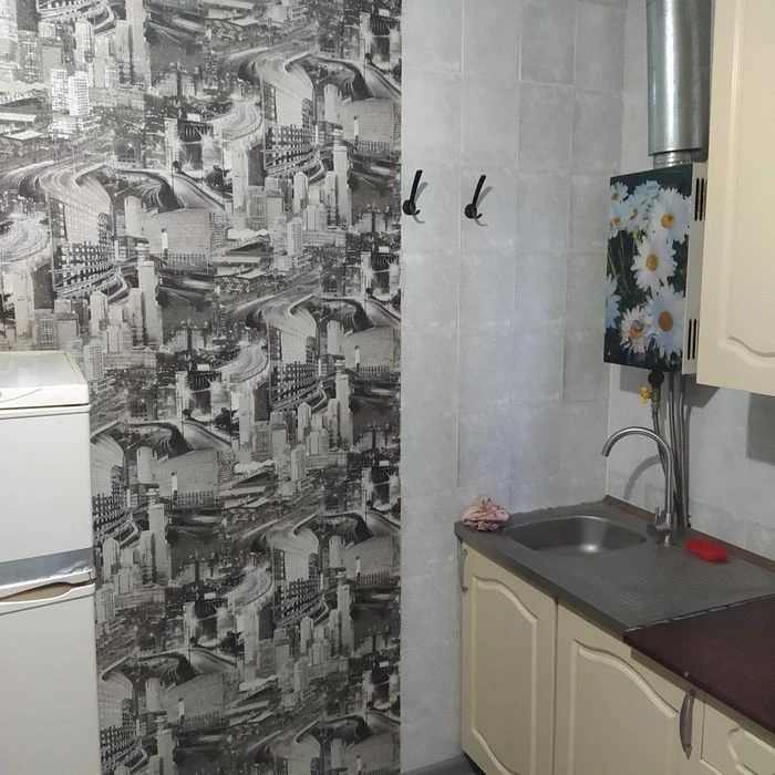 Продам 4-х кімнатну квартиру в центрі з індивідуальним опале