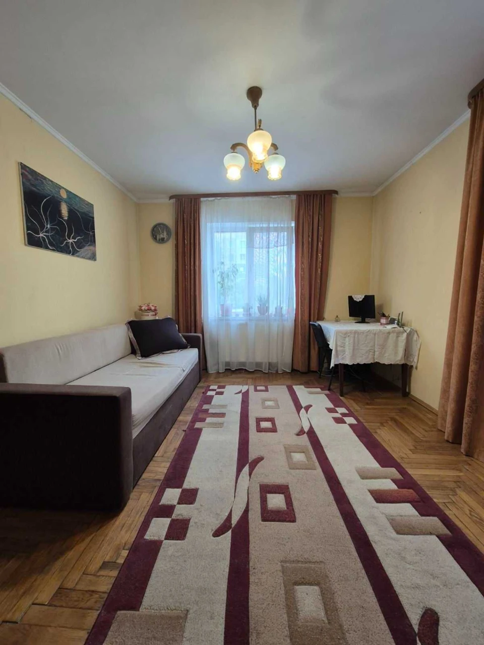 Продається однокімнатна квартира в гарному стані з індивідуа