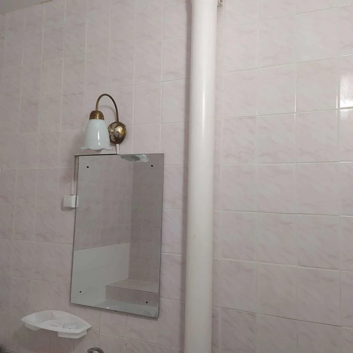 Продам 4-х кімнатну квартиру в центрі з індивідуальним опале
