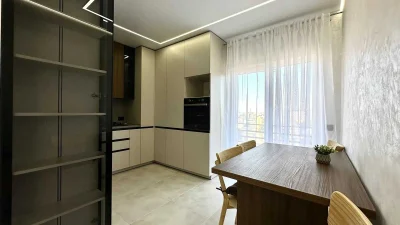 Продам 2-кім квартиру, ремонт, меблі та техніка вул.Незалежн