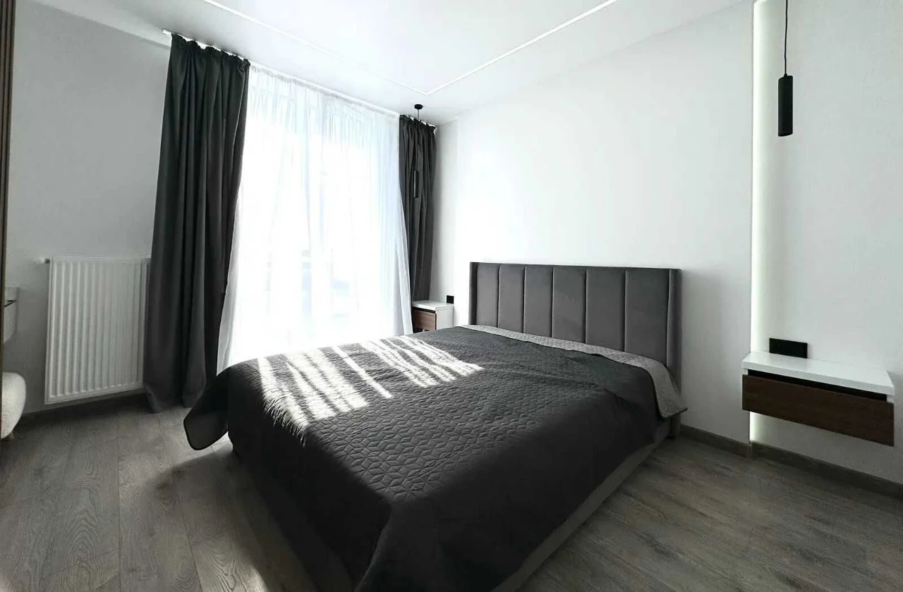 Продам 2-кім квартиру, ремонт, меблі та техніка вул.Незалежн