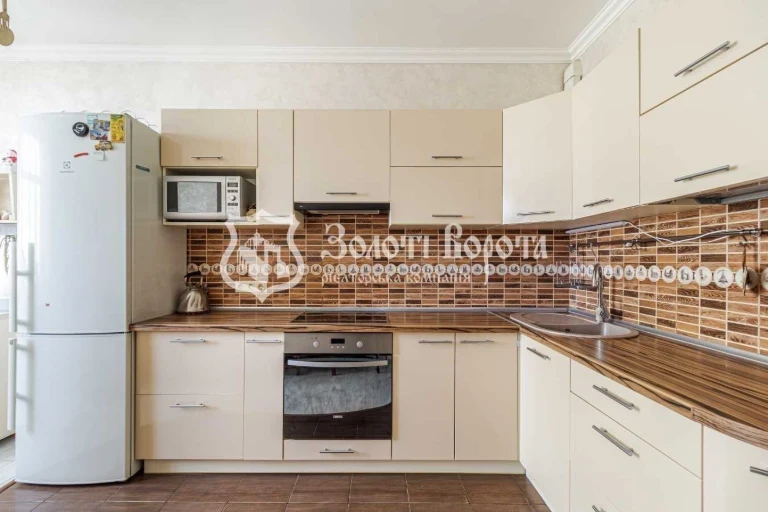 Sale of 1-room apartment 40.3 m², Vladimira Naumovych str