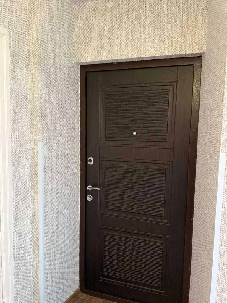 Продаж 3 кімнатної квартири в центрі міста. Світло не вимика