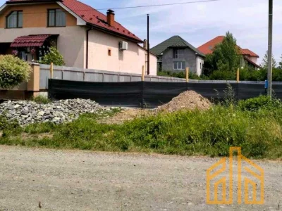 Ділянка. Ужгород, Августина Волошина вул.